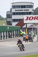 Vintage-motorcycle-club;eventdigitalimages;mallory-park;mallory-park-trackday-photographs;no-limits-trackdays;peter-wileman-photography;trackday-digital-images;trackday-photos;vmcc-festival-1000-bikes-photographs